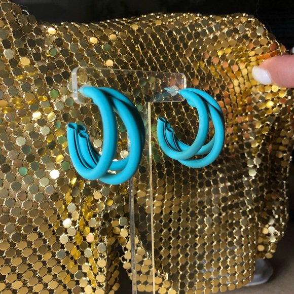 Turquoise hoops earrings. - Picture 4 of 5